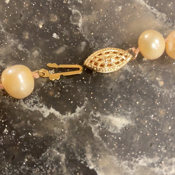 New Handmade Cultured freshwater pearl necklace - Picture 3 of 7